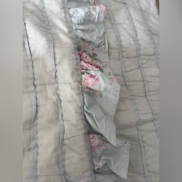 Simply shabby chic Floral vintage twin sheets and comforter set - Picture 5 of 5